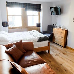 Rooms At The Nook